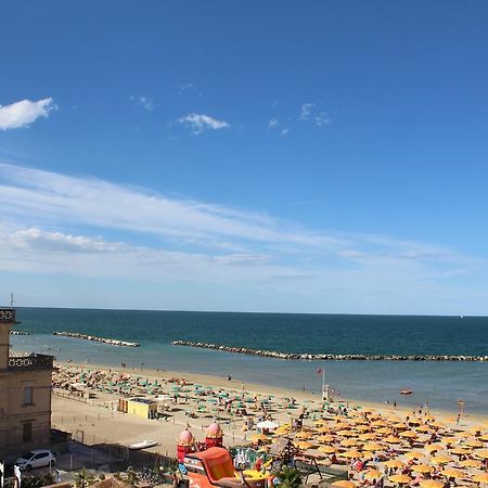 Hotel Brenta Viserbella di Rimini Esterno foto