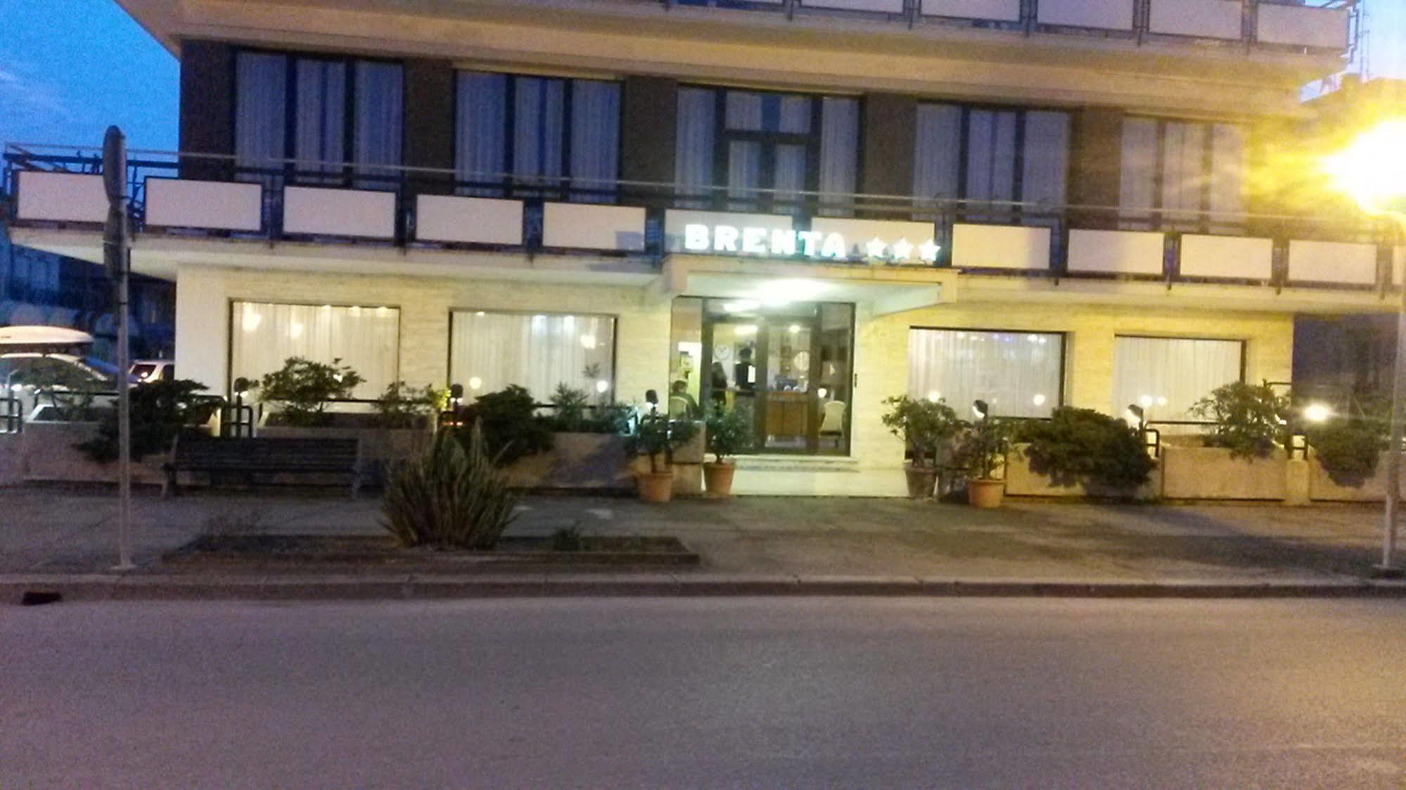 Hotel Brenta Viserbella di Rimini Esterno foto